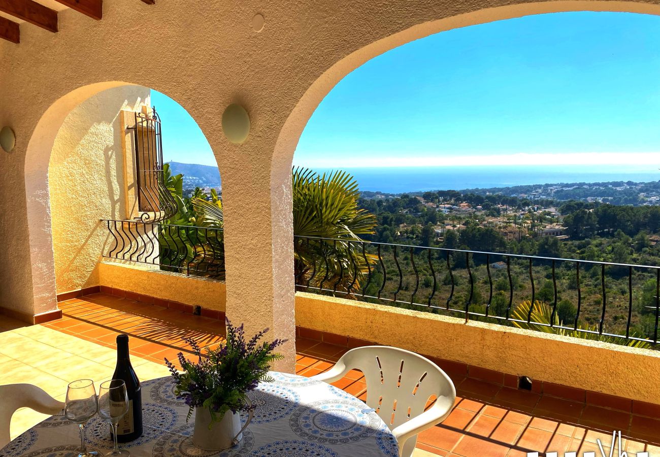 Villa in Moraira - BELLAMAR- Villa with marvellous sea views in Moraira