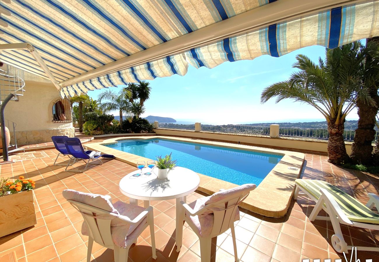 Villa in Moraira - BELLAMAR- Villa with marvellous sea views in Moraira