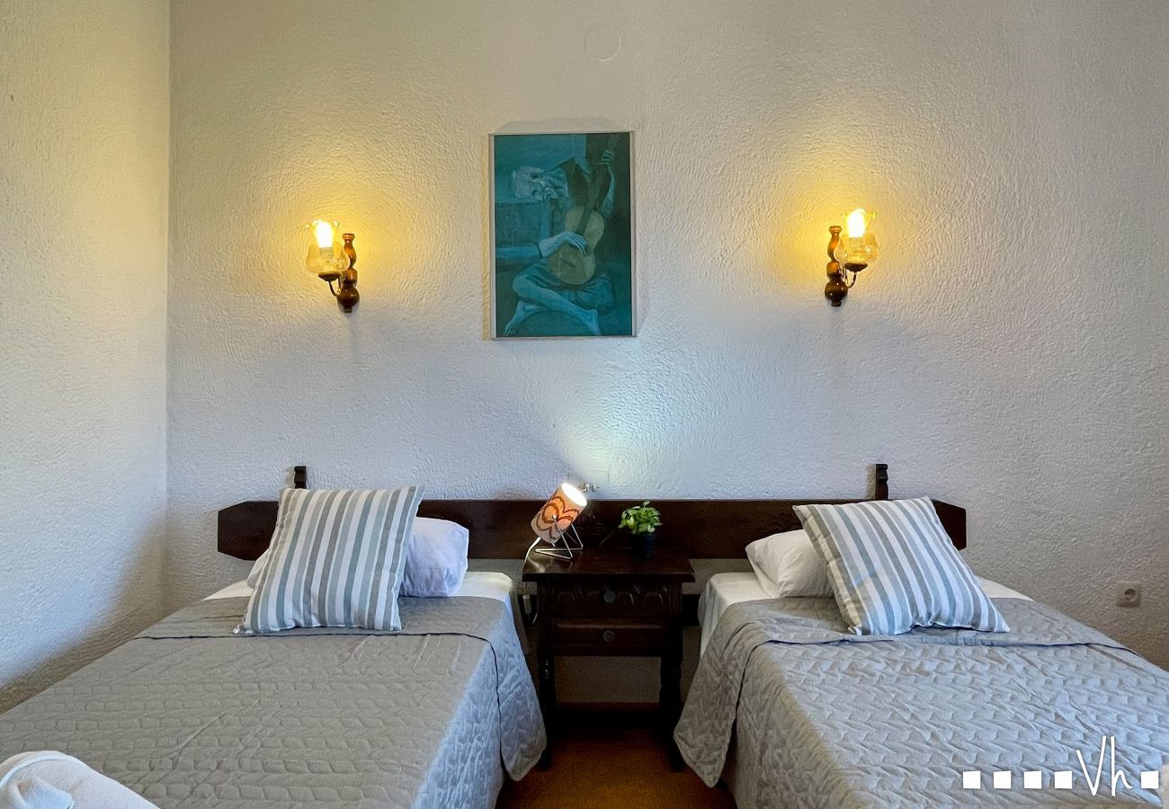 Villa in Moraira - BELLAMAR- Villa with marvellous sea views in Moraira