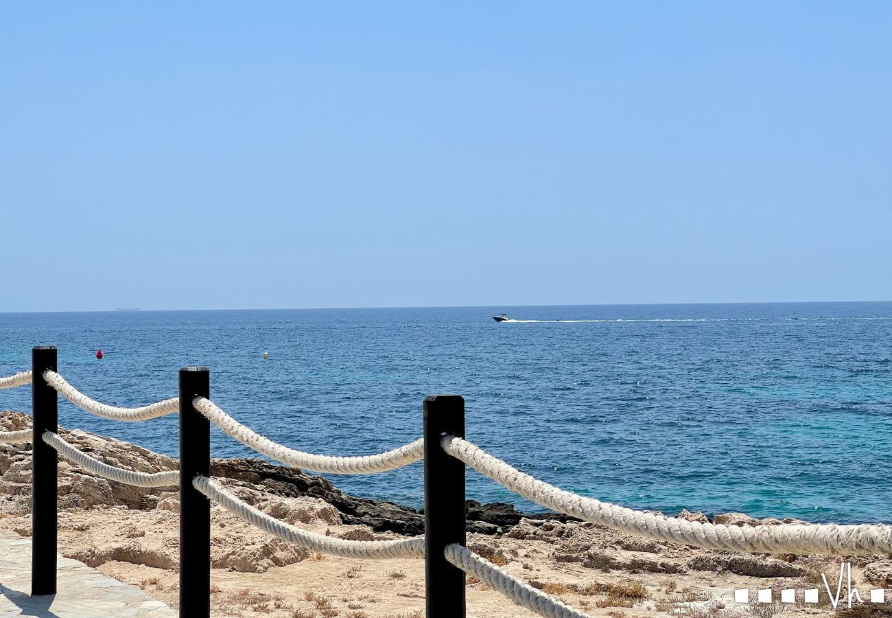 Villa in Moraira - BELLAMAR- Villa with marvellous sea views in Moraira