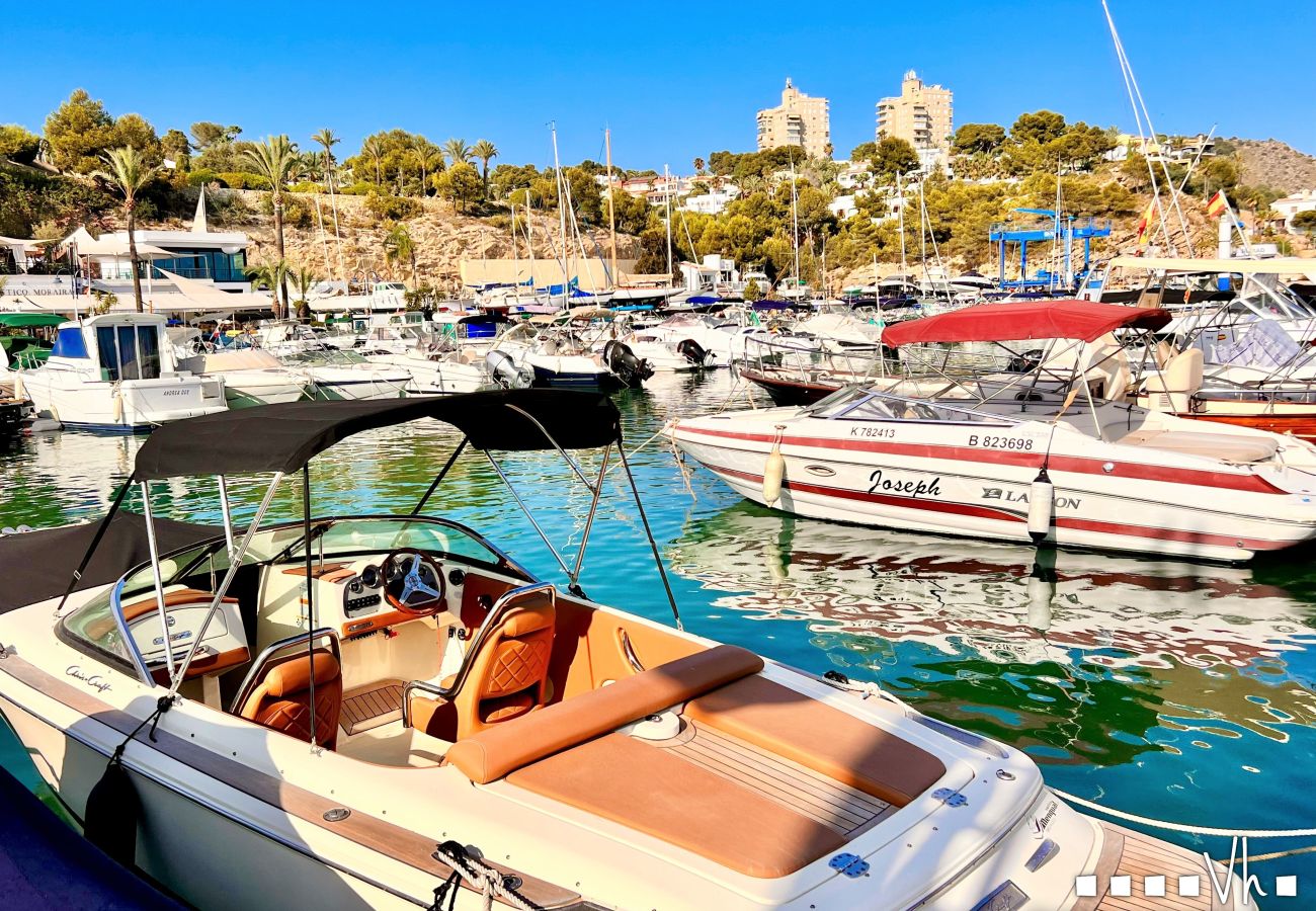 Villa in Moraira - VILLA CHRIS - Spectaculair uitzicht op zee