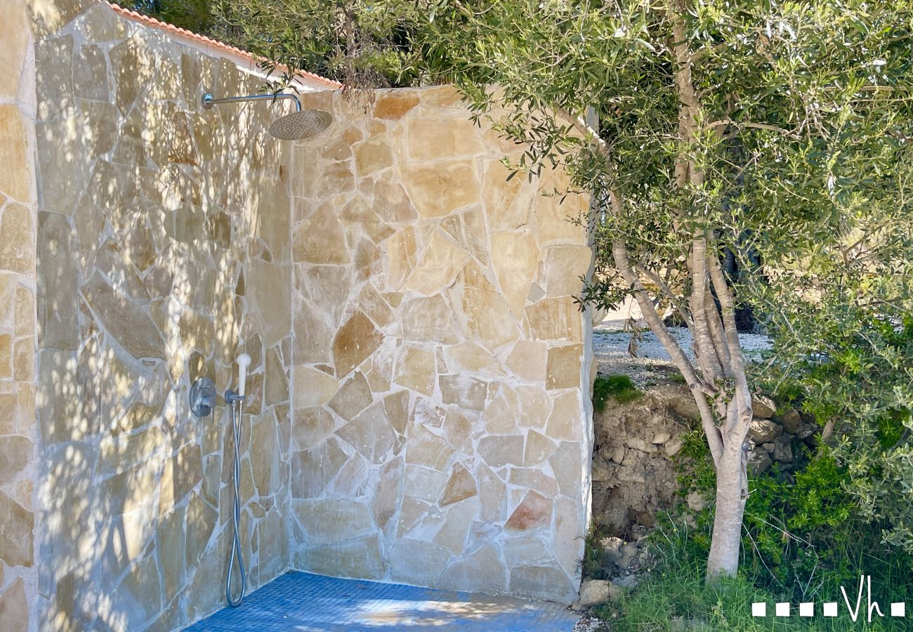 Cottage in Benissa - Villa MATIMI in Benissa – Landhuis met zwembad, terras met uitzicht, oplader voor elektrische auto's en rustige omgeving