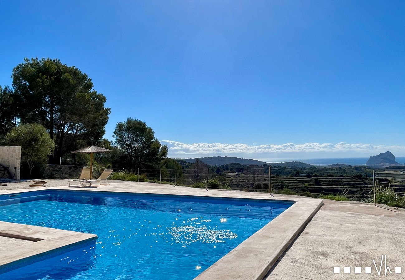 Cottage in Benissa - Villa MATIMI in Benissa – Landhuis met zwembad, terras met uitzicht, oplader voor elektrische auto's en rustige omgeving