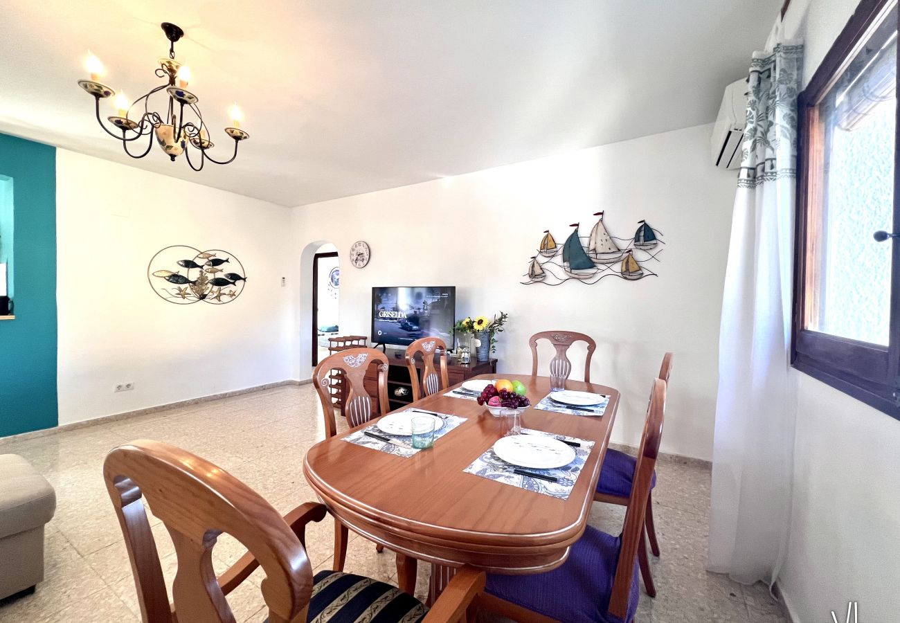 Villa in Moraira - SANTA ISABEL - Gezellige villa voor 6 personen in Moraira