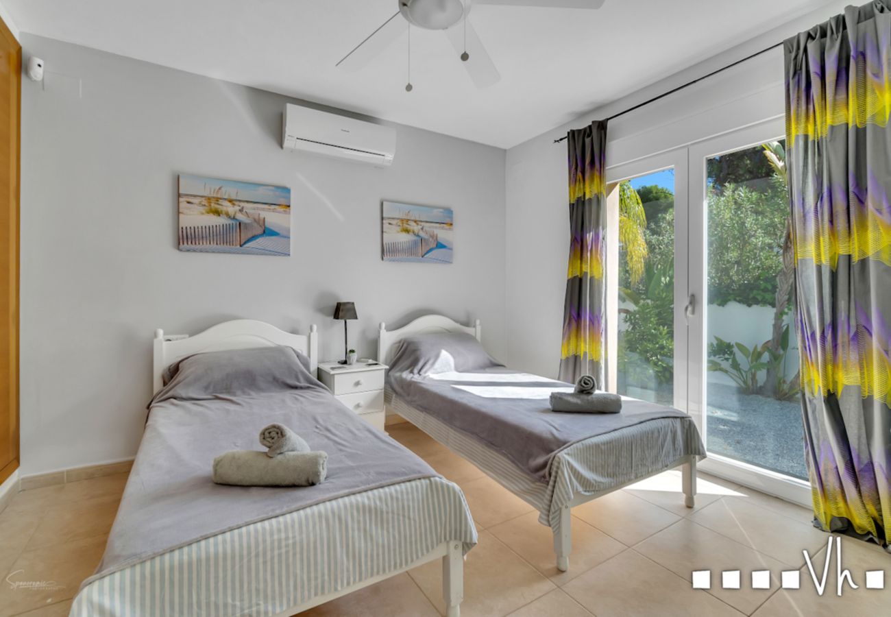 Villa in Moraira - Villa met privézwembad voor 8 personen – CASA SUSAN