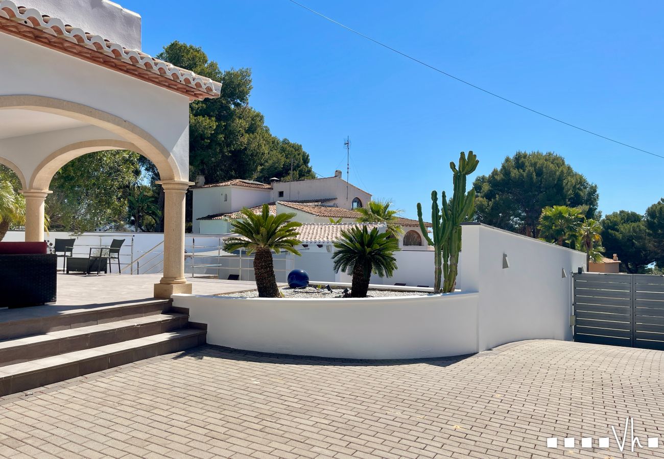 Villa in Moraira - Villa met privézwembad voor 8 personen – CASA SUSAN