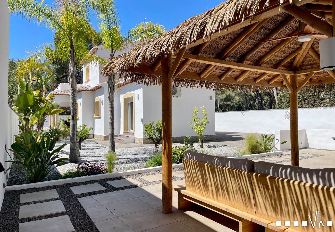 Villa in Moraira - Villa met privézwembad voor 8 personen – CASA SUSAN