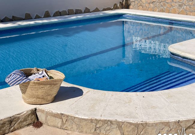 Villa in Moraira - Villa met privézwembad voor 6 personen in Moraira – VILLA ORENSE