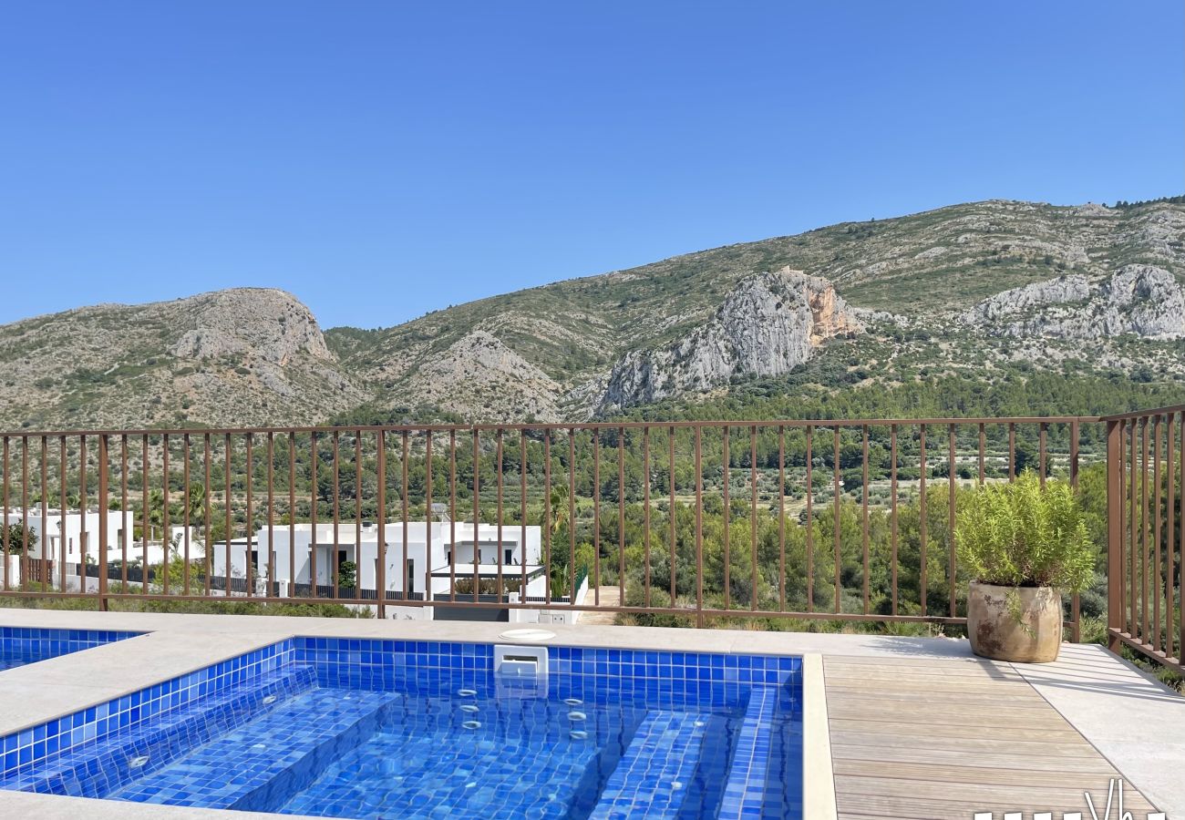 Villa in Pedreguer - Moderne villa voor 6 personen met privézwembad en uitzicht op de bergen  - LA OKSANA