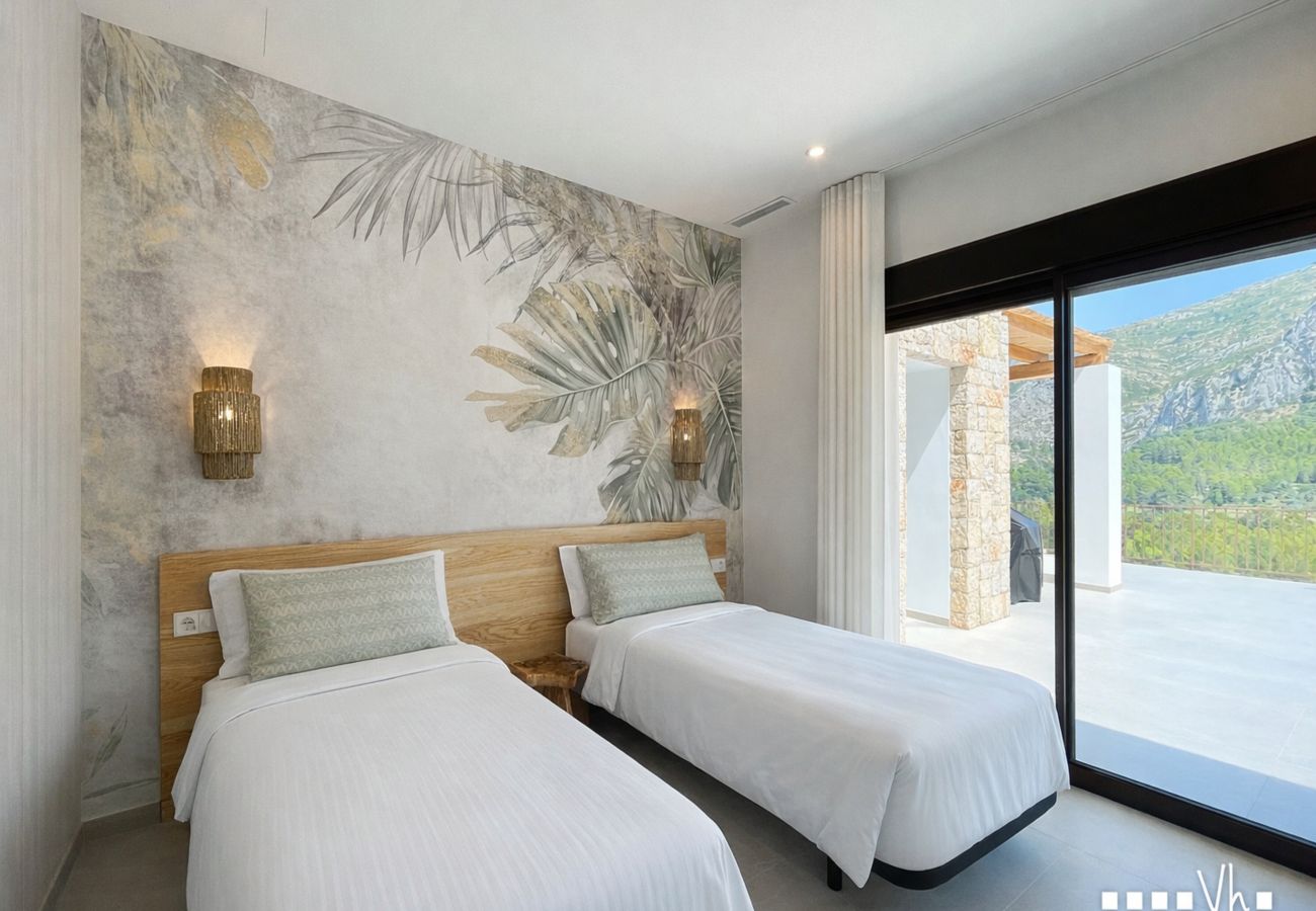 Villa in Pedreguer - Moderne villa voor 6 personen met privézwembad en uitzicht op de bergen  - LA OKSANA