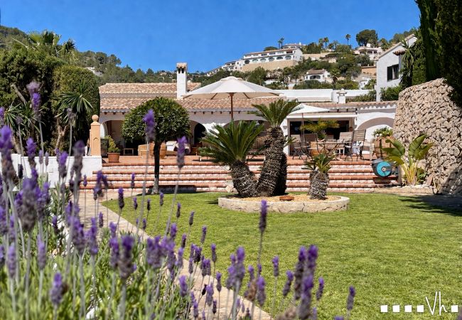 Villa in Benissa - Villa in Benissa met privézwembad voor 8 personen | vakantiewoning Costa Blanca - ALELUYA