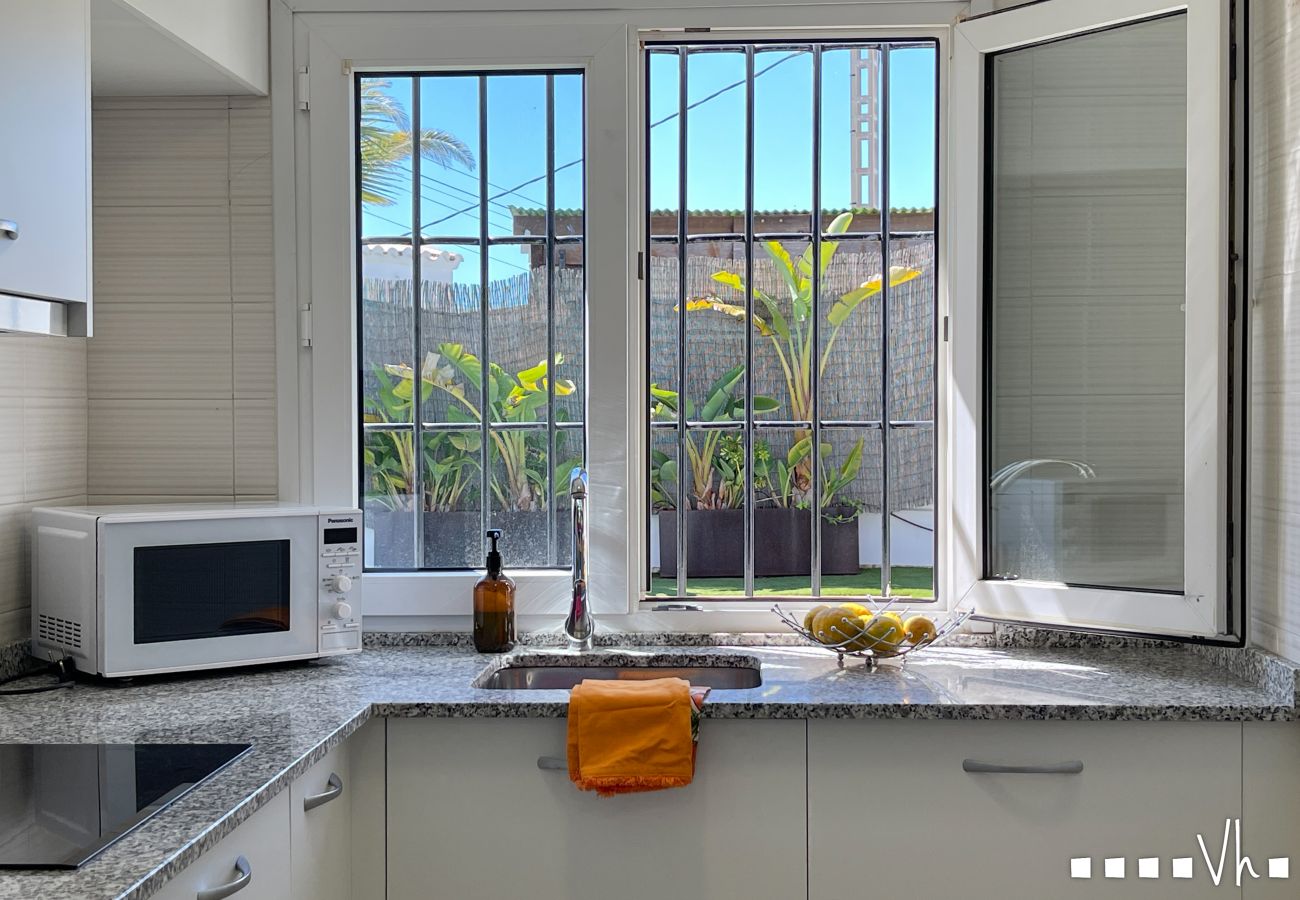 Villa in Teulada - Elegante Villa in Moraira voor 6 · Privézwembad dichtbij het centrum – ALMARE