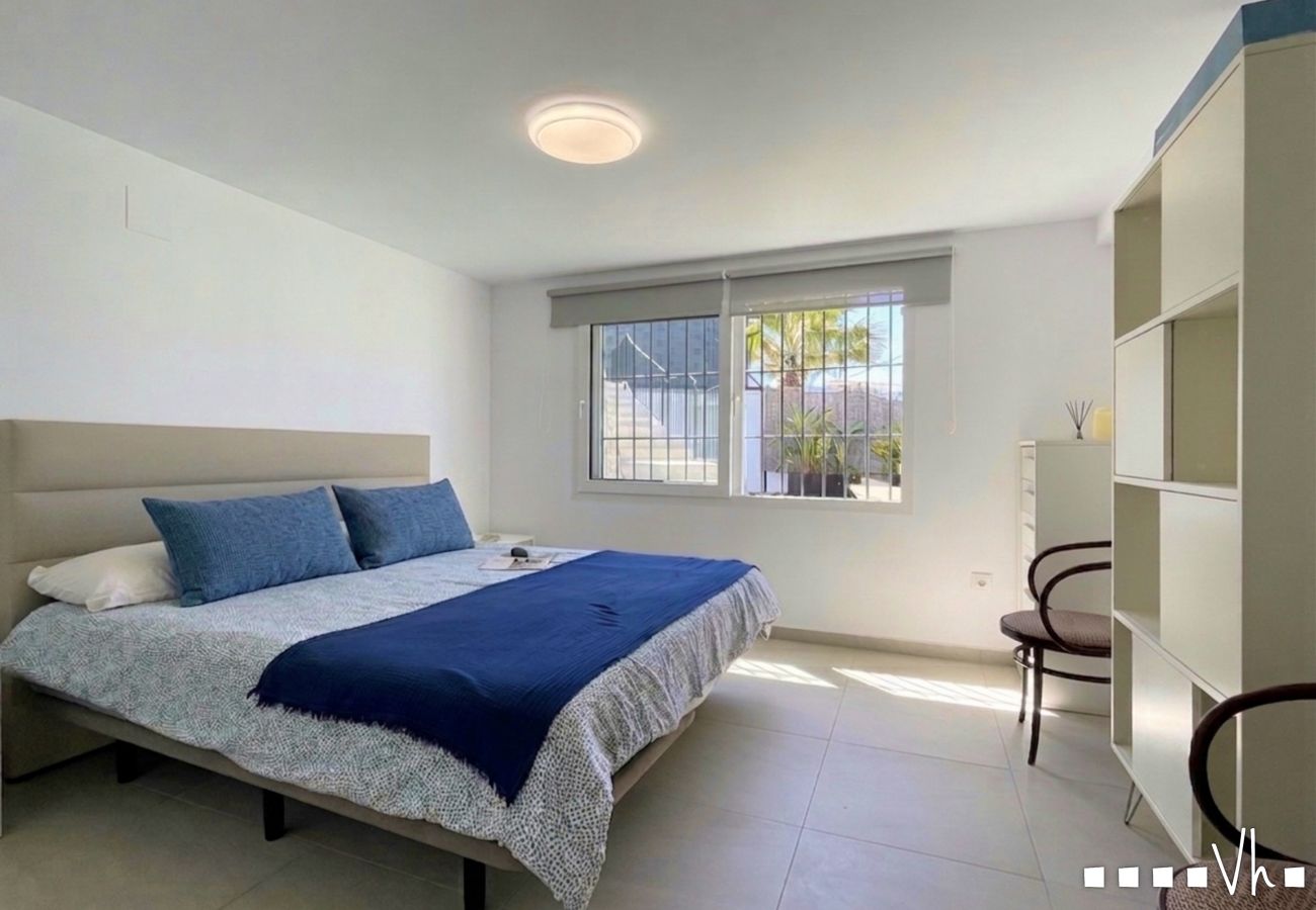 Villa in Teulada - Elegante Villa in Moraira voor 6 · Privézwembad dichtbij het centrum – ALMARE