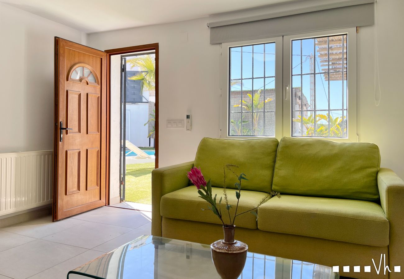 Villa in Teulada - Elegante Villa in Moraira voor 6 · Privézwembad dichtbij het centrum – ALMARE