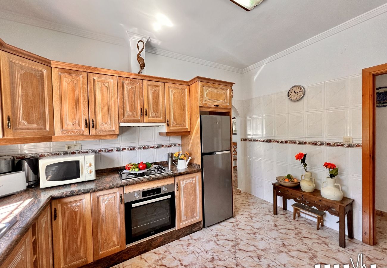 Вилла на Бенисса / Benissa - CASA MORA- Очаровательная деревенская вилла с частным бассейном